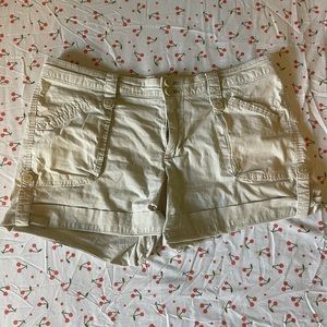 brand: Ana   size: 12p   color: light beige cargo shorts